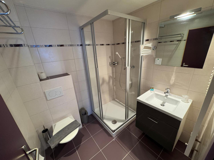 Bathroom 3, Hotel de ville du Sentier, Jura-North Vaudois