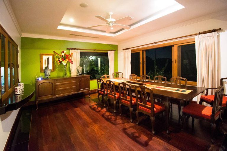 Food & Drinks 3, Oriole Villa, Phuket Island