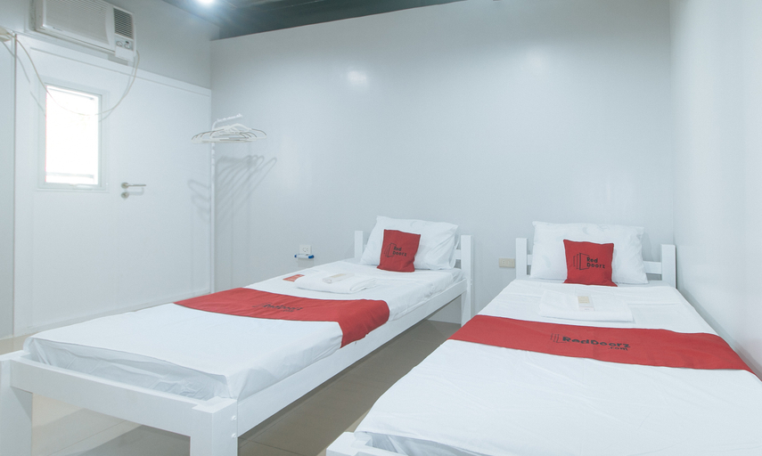 Others 5, RedDoorz at Coral Tree near Southwoods Mall, Biñan