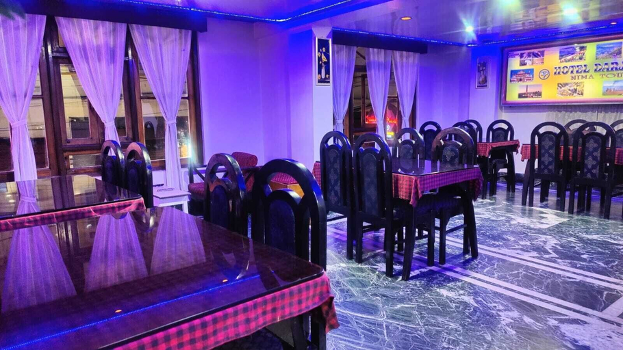 Food & Drinks 5, Hotel Darjeeling palace No View, Darjiling