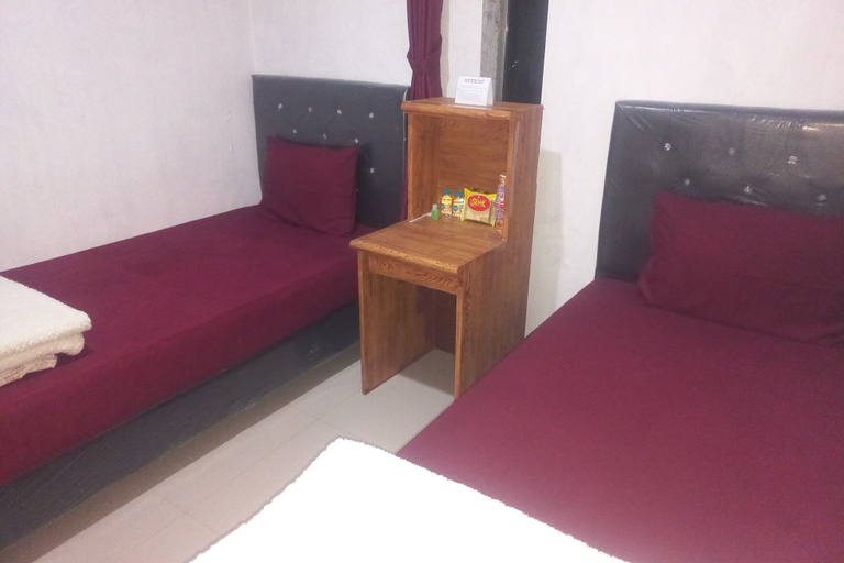 Room 3, OYO 94929 Penginapan Kalijaga Syariah, Banjarnegara