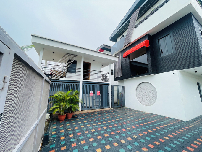 Front of property, The GlobalNomad Enterprise, Eti-Osa