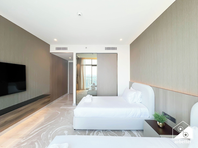 Interior 5, Luxurious 3BR Canal View Apartment Pool + Gym, Dubai