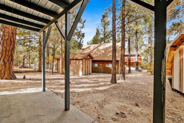 Terrace/patio 2, Sweet Cabin Home Gateway #2576, San Bernardino
