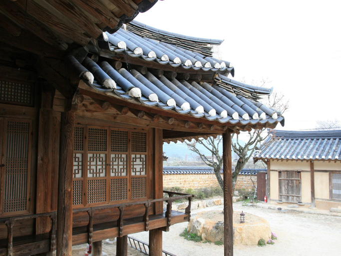 Exterior & Views 1, Choongsindang Hanok, Geochang