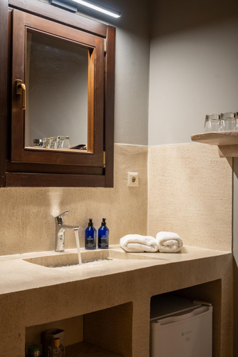 Bathroom 3, Kalavrita Botanica Hotel & SPA, West Greece