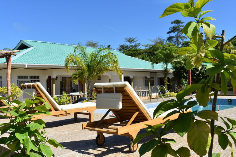 Exterior & Views 2, Belle Vacance