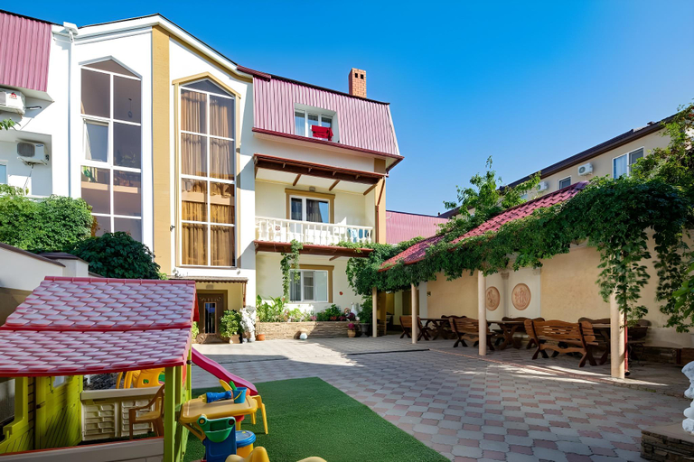 Others 2, Akropol, Gelendzhik gorsovet