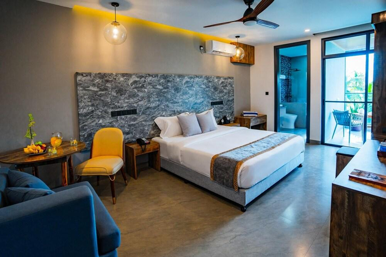 Bedroom 2, Maa Thundi