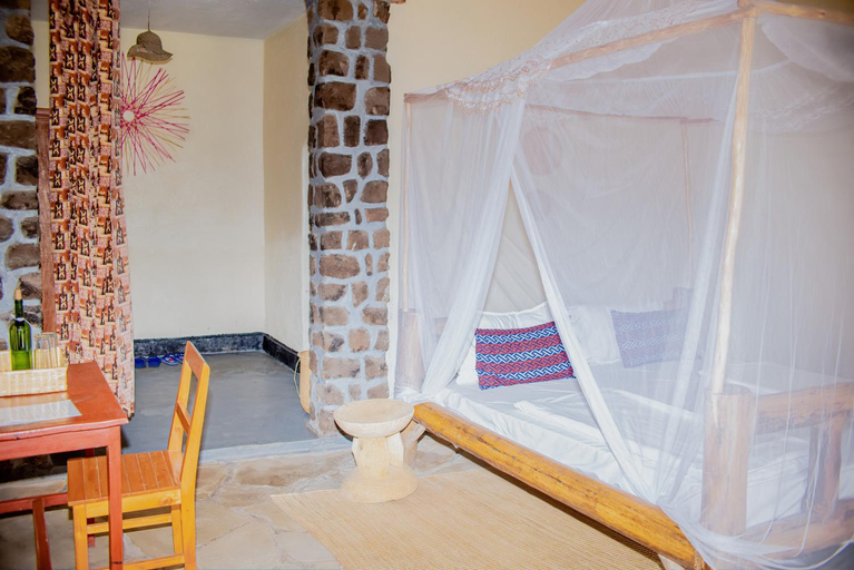 Bedroom 2, Karisimbi Cave Resort, Musanze