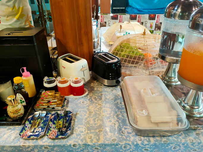 Food & Drinks 2, Phanya Chaley Suanphueng, Suan Phung