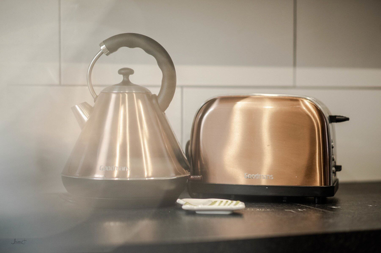 Private kitchen 2, St Ives Grove, Sefton
