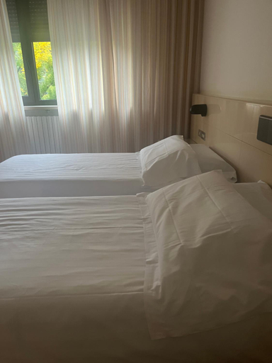 Bedroom 2, Albergo Casa dell'Ospite, Brescia