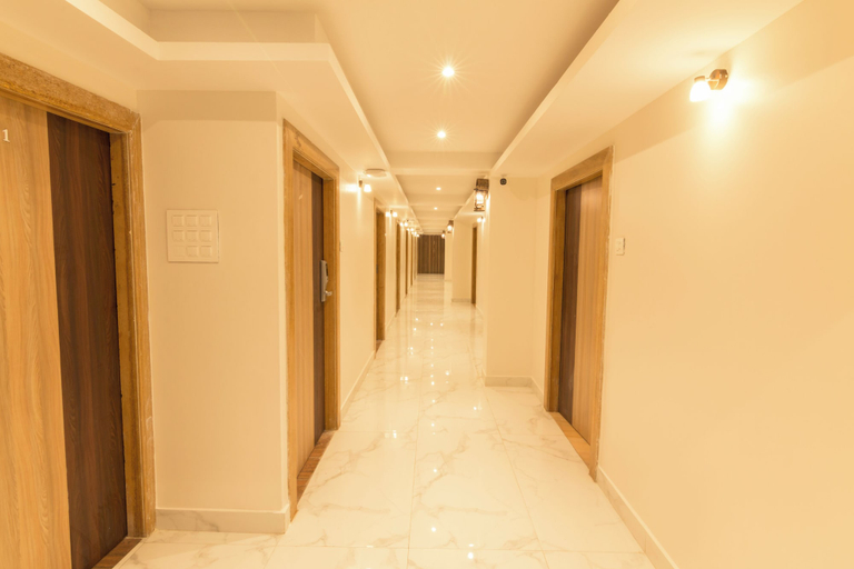 Others 5, Hotel Fortune Elite, Mumbai Suburban