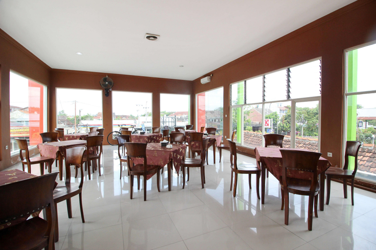 Food & Drinks 5, RedDoorz Plus @ Timoho, Yogyakarta