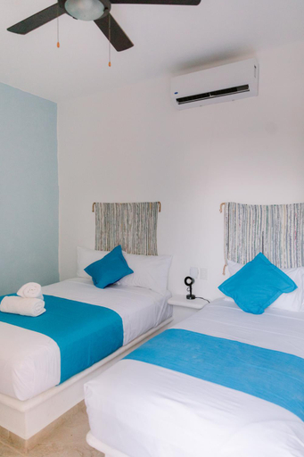 Bedroom 2, blue BOCANA, Dist. Pochutla