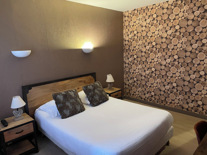 Bedroom 3, Hôtel La Redoute, Jura