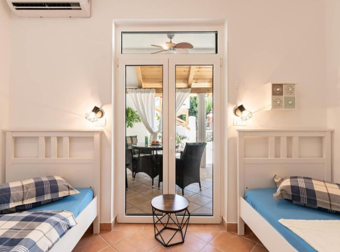 Room 5, Apartment Verde Blu, Novalja