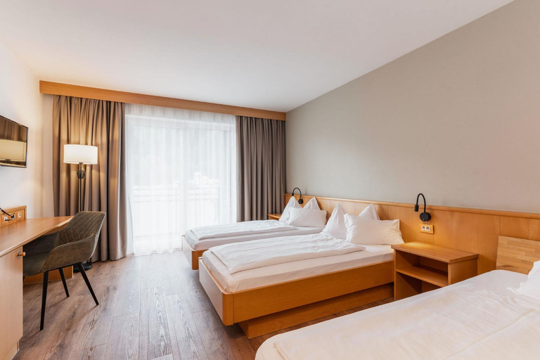 Bedroom, Hotel Brenner - Stop & Go, Bolzano
