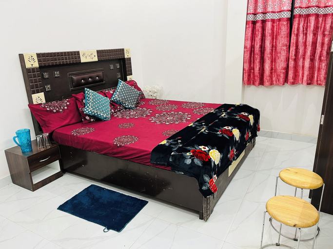 Room 5, AVR MOTEL, Varanasi