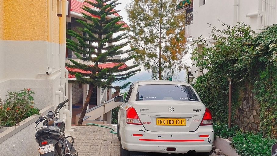 Parking, Pears Tree Suite, Dindigul