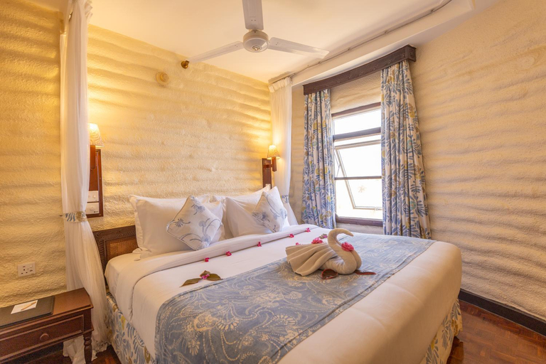 Bedroom 2, Salt Lick Safari Lodge, Mwatate