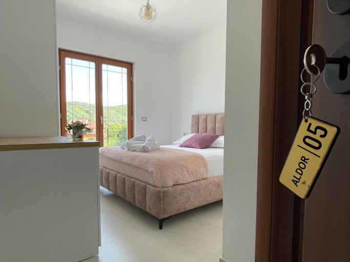 Bedroom 3, Bujtina ALDOR, Beratit