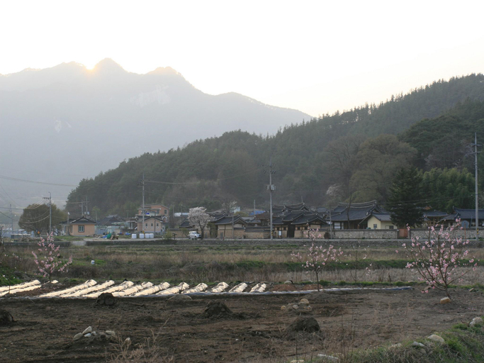 Others 3, Choongsindang Hanok, Geochang