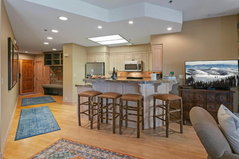 Interior 5, 303 - Studio Royal Plaza by Deer Valley Resort, Summit