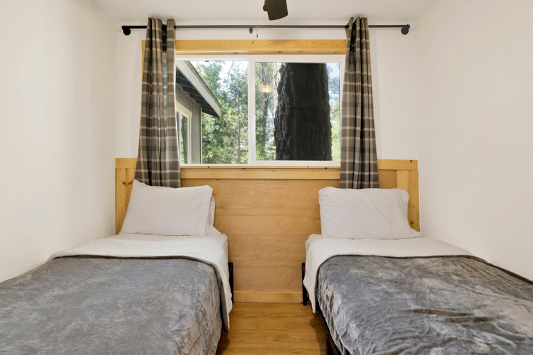 Bedroom 2, Sugar Bear Chalet #2559, San Bernardino