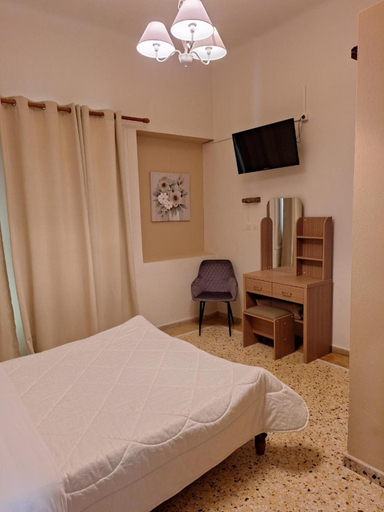 Bedroom 3, Ermis Hotel, Peloponnese