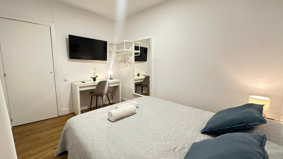 Room 3, Habitaciones Manuela, Madrid