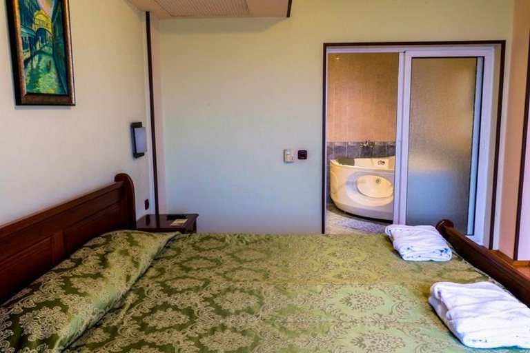 Bedroom 3, Meridian Hotel Bolyarski, Veliko Tarnovo