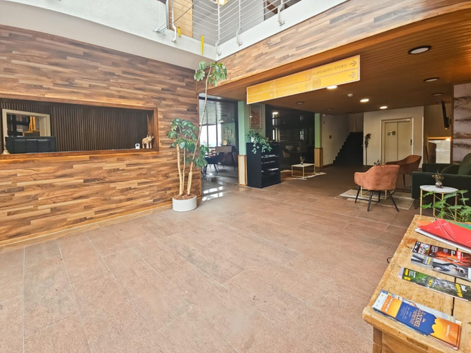 Public Area 2, Hotel Aeschi Park, Frutigen