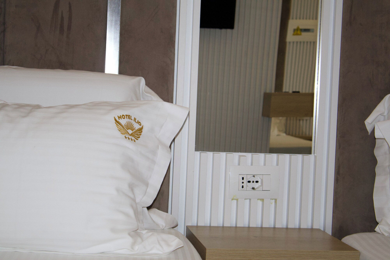 Room 3, Ilio Boutique Swim Up Rooms, Sarandës