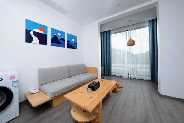 Room 5, Healing House, Zhangjiajie
