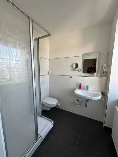 Bathroom, AltstadtQuartier, Uckermark