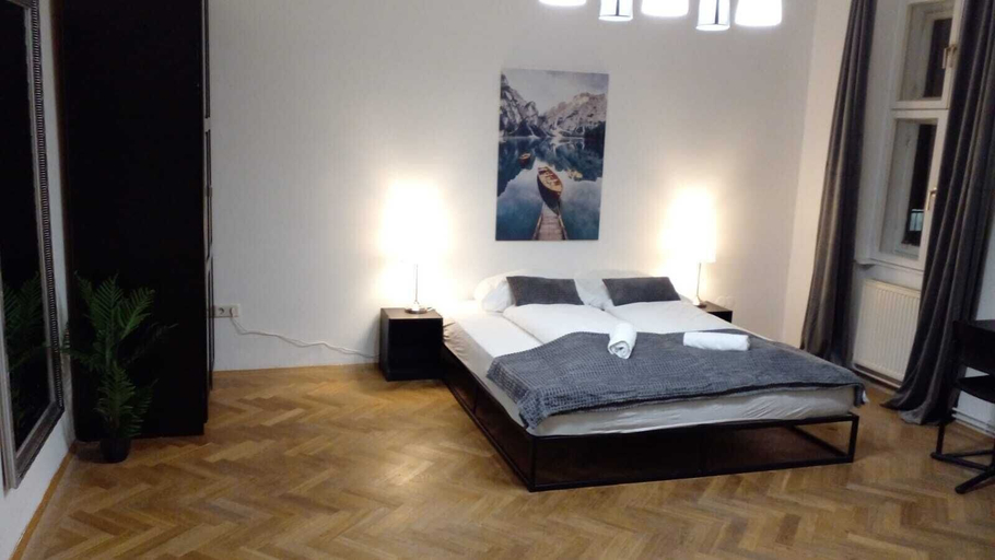 Room 2, Bright 2BR Stay Close to Stadthalle, Wien