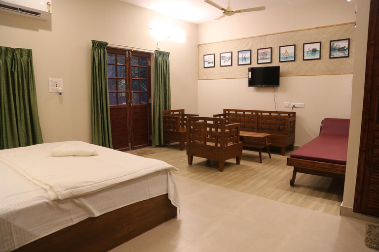 Bedroom 2, Kandal Theeram Farms, Kollam