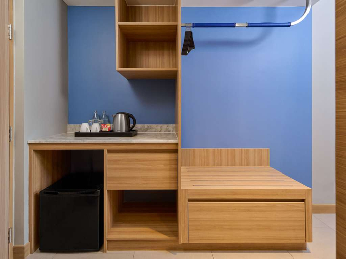 Bedroom 3, Mercure Phuket Patong Journeyhub, Pulau Phuket