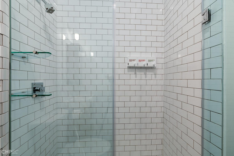 Others 5, Chicago Third Floor Studio by 747 Lofts, Cook