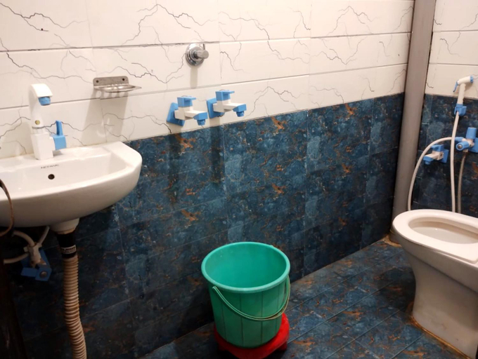Bathroom 4, Hotel AV Palace Ayodhya Near Ram Mandir, Faizabad