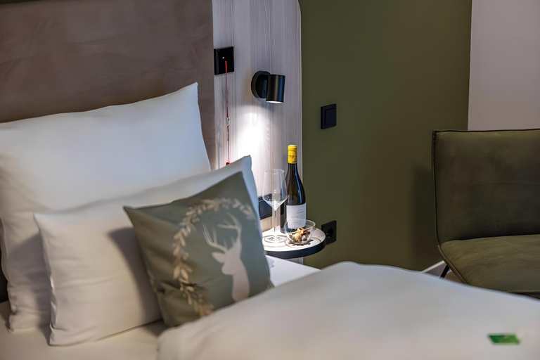 Bedroom 2, Platzhirsch Living, Groß-Gerau
