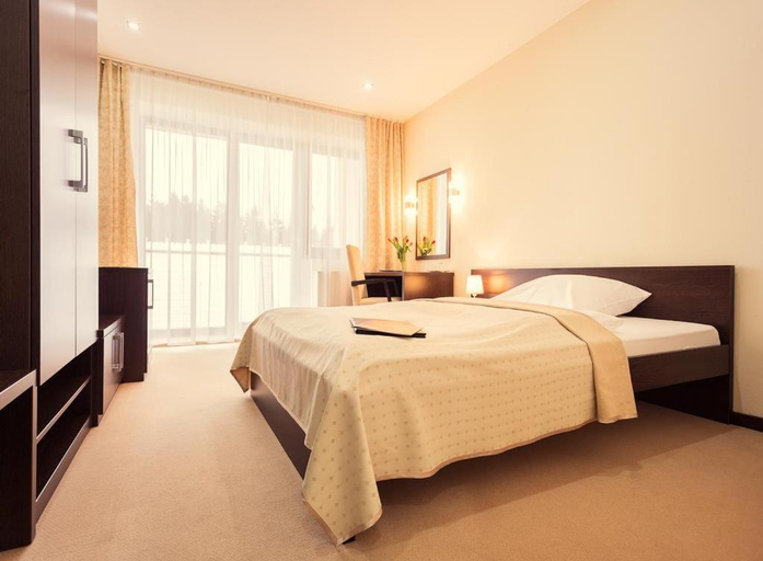 Bedroom 3, Hotel ALTIS, Tvrdošín