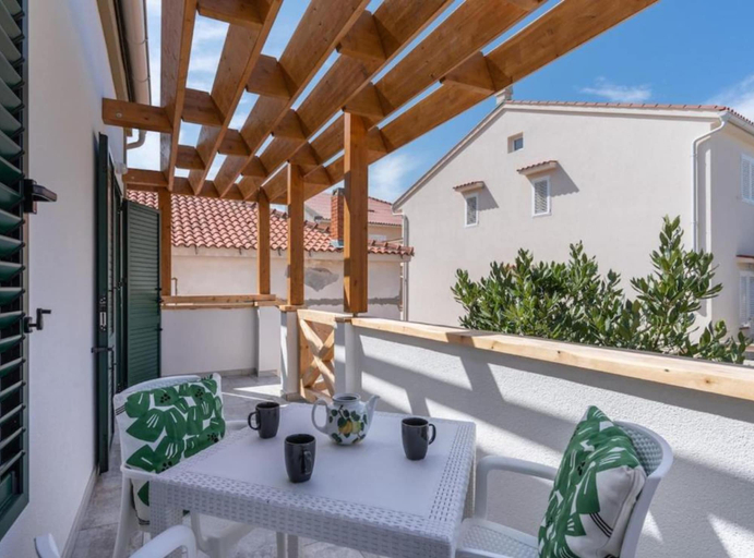 Others 5, Apartment Sea&sunset View, Novalja