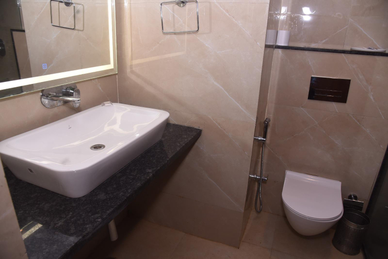 Bathroom 4, Hotel Vaibhav, Varanasi