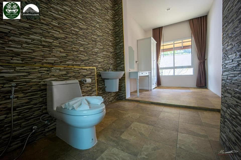 Bathroom 3, Khaosok Legend Poolvilla, Phanom