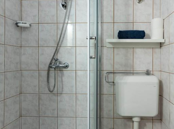 Bathroom 4, Apartment Verde Blu, Novalja
