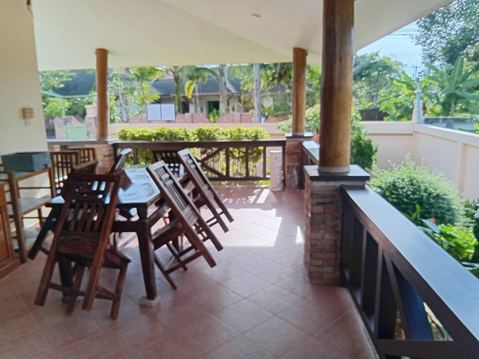 Balcony/terrace 1, Mooni Sunshine Villa, Mueang Krabi