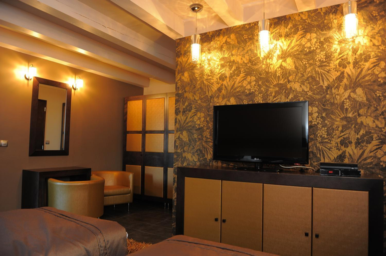 Bedroom 3, Vargatanya Park Hotel, Kecskemét